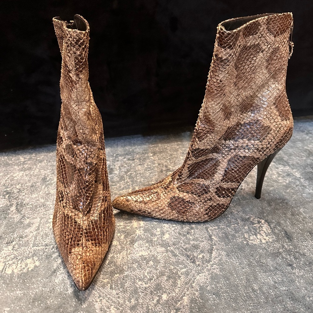 Stuart Weitzman Stiletto Snakeskin Leather Boots